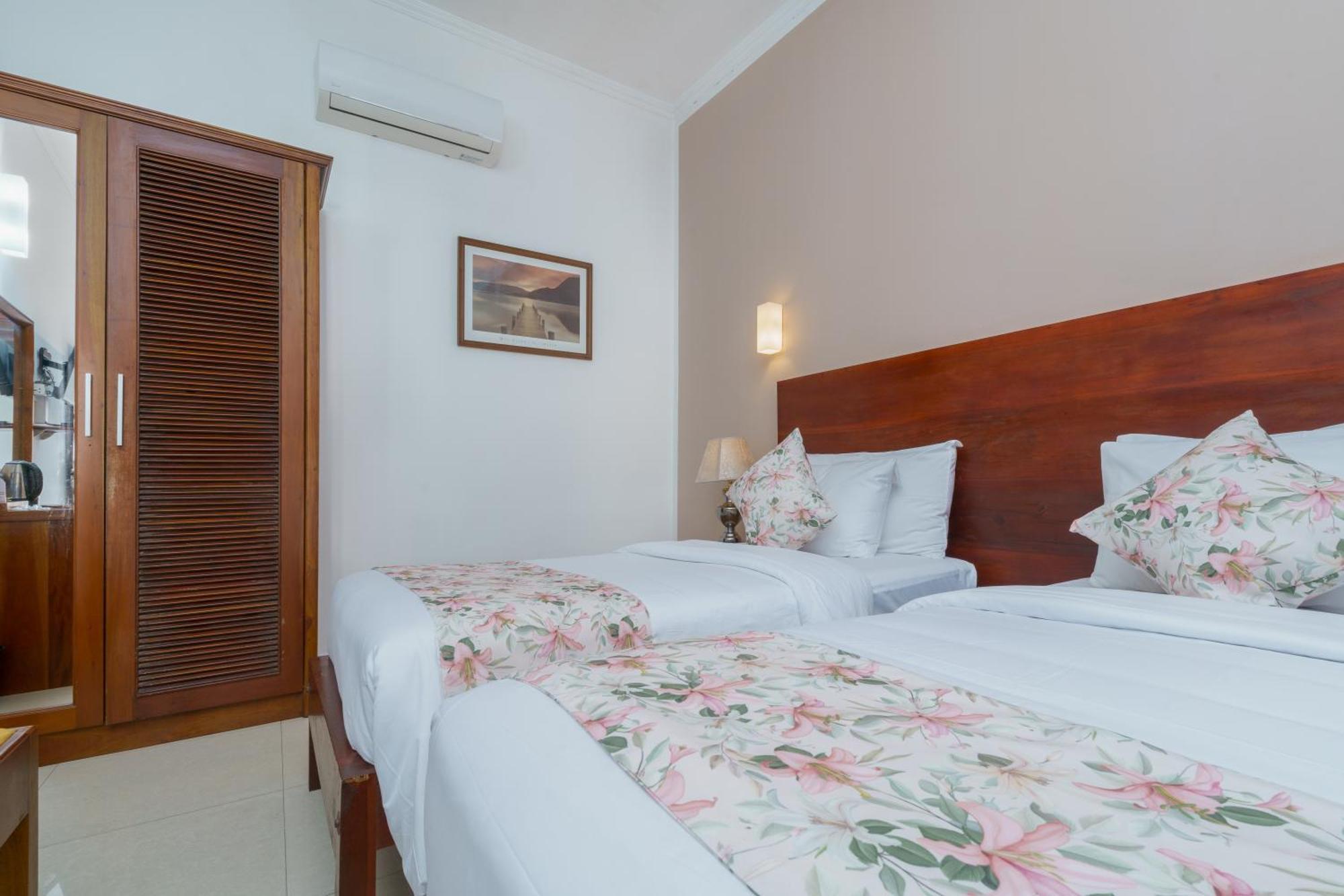 Hotel Travellers Nest Kandy Zewnętrze zdjęcie